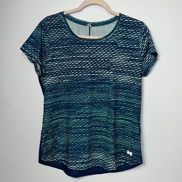 Under Armour Tops - Under Armour Heat Gear T-Shirt